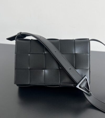 Replica Bottega Veneta Cassette 2.0 Black - Best Fake Designer Bags