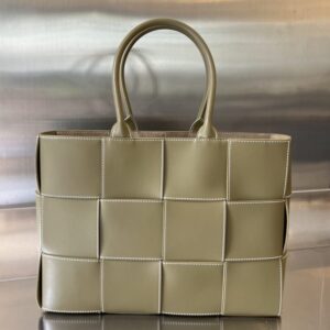 Replica Bottega Veneta Arco Tote Milk Tea - Best Fake Designer Bags