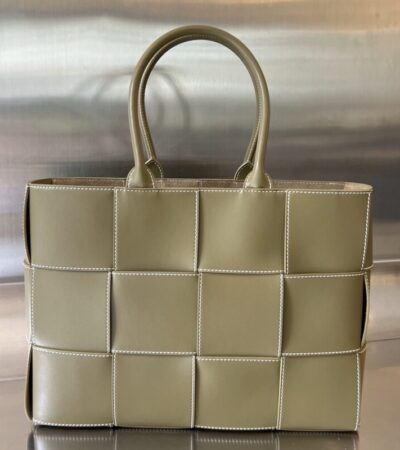 Replica Bottega Veneta Arco Tote Milk Tea - Best Fake Designer Bags