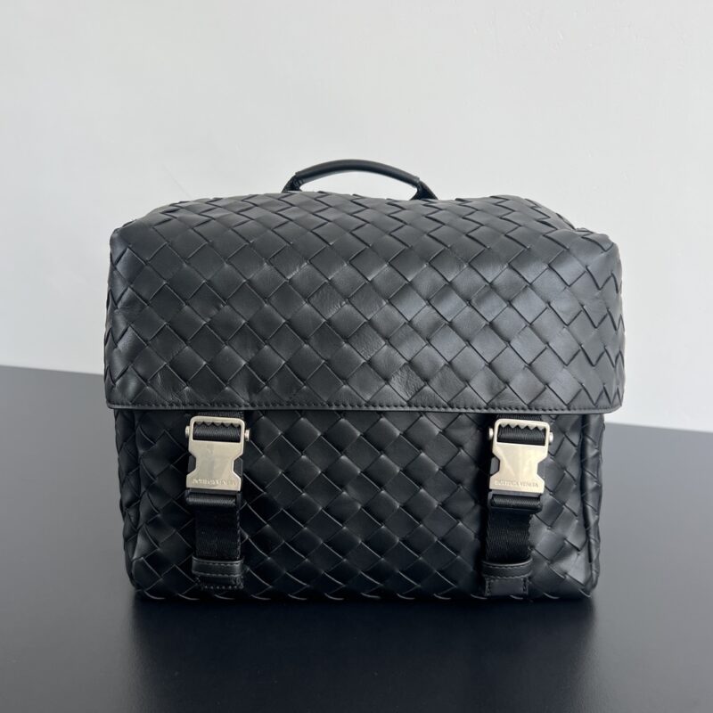 Replica Bottega Veneta Messanger Bag - Best Fake Designer Bags