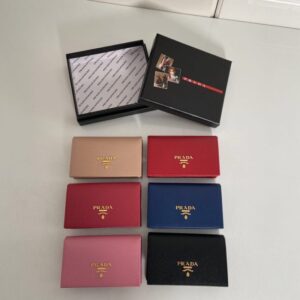Replica Prada Saffiano Wallet - Best Fake Designer Bags