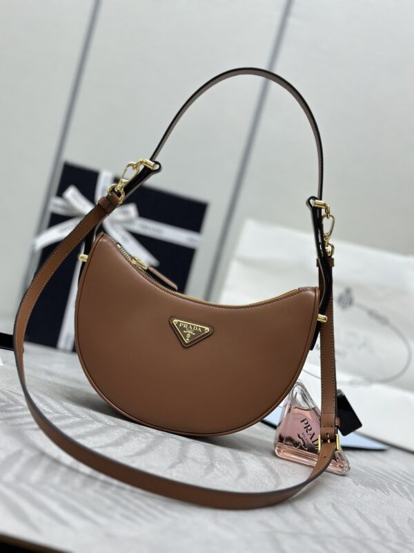Replica Prada Arque Caramel - Best Fake Designer Bags
