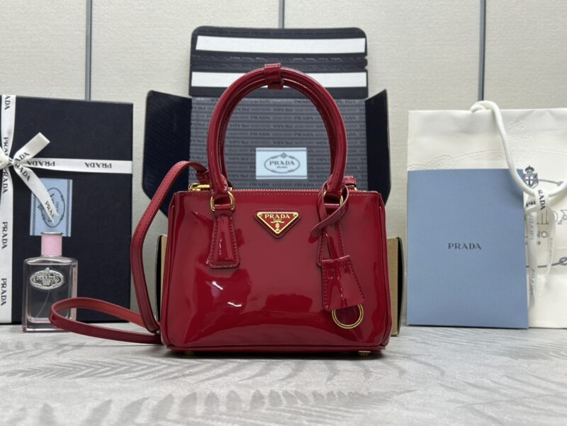 Replica Prada  Galleria Red Patent - Best Fake Designer Bags