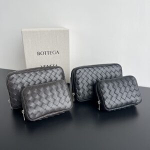 Replica Bottega Veneta Small Clutch - Best Fake Designer Bags