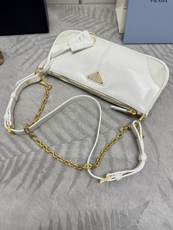 Replica Prada Re-Edition 2002 White - Best Fake Designer Bags
