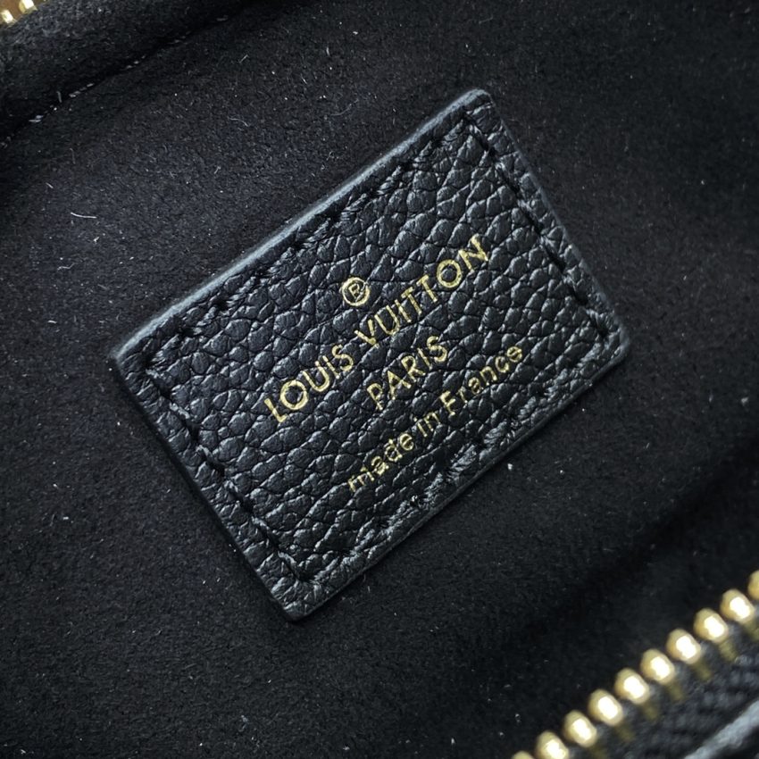 Replica Louis Vuitton Bumbag Mini Full Black 3 Replica Louis Vuitton Bumbag Mini Full Black - best-selling designer handbag dupe