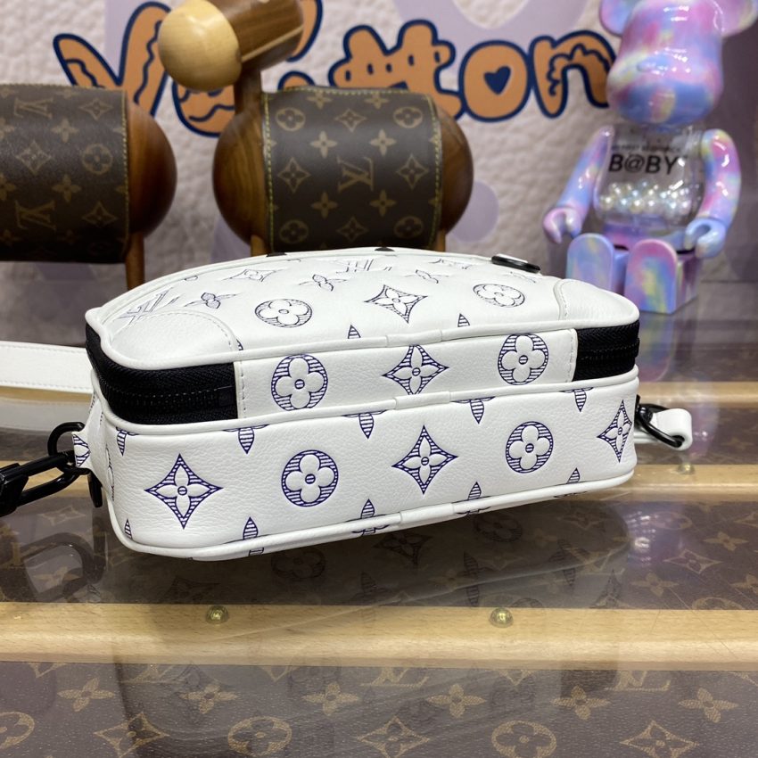 Replica Louis Vuitton Alpha Messenger White Canvas 3 Replica Louis Vuitton Alpha Messenger White Canvas - premium-grade designer purse dupe