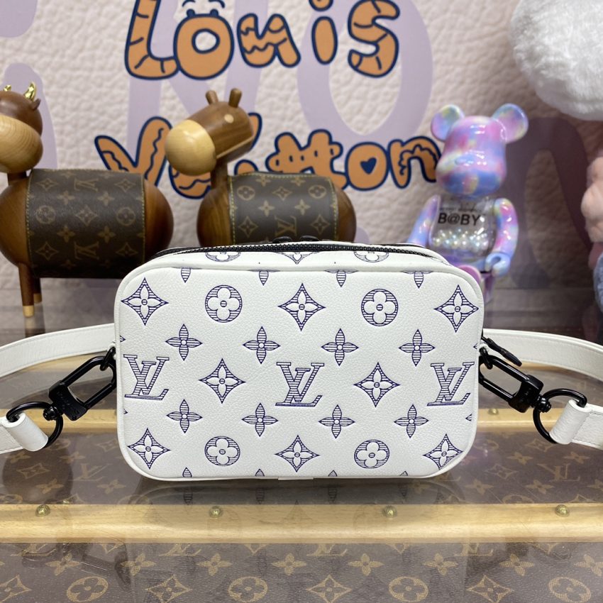 Replica Louis Vuitton Alpha Messenger White Canvas 5 Replica Louis Vuitton Alpha Messenger White Canvas - top-rated replica designer bag