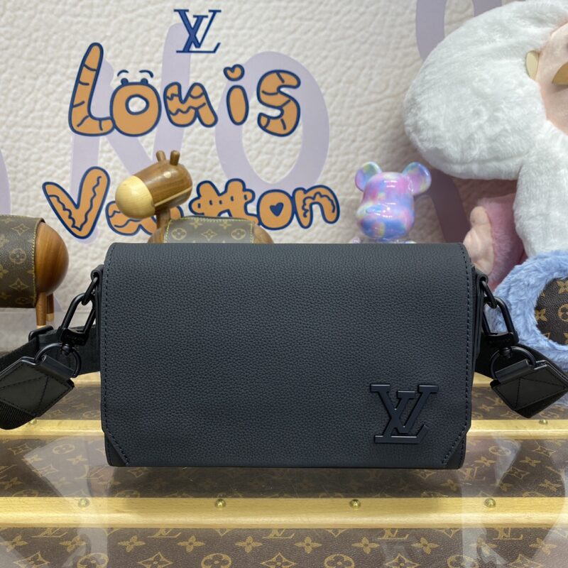 Replica Louis Vuitton Takeoff Messenger Black 1 Replica Louis Vuitton Takeoff Messenger Black - top-rated replica designer bag