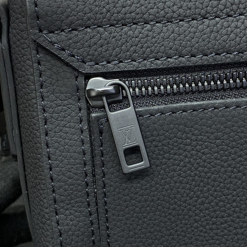 Replica Louis Vuitton Takeoff Messenger Black 4 Replica Louis Vuitton Takeoff Messenger Black - best-selling designer handbag dupe