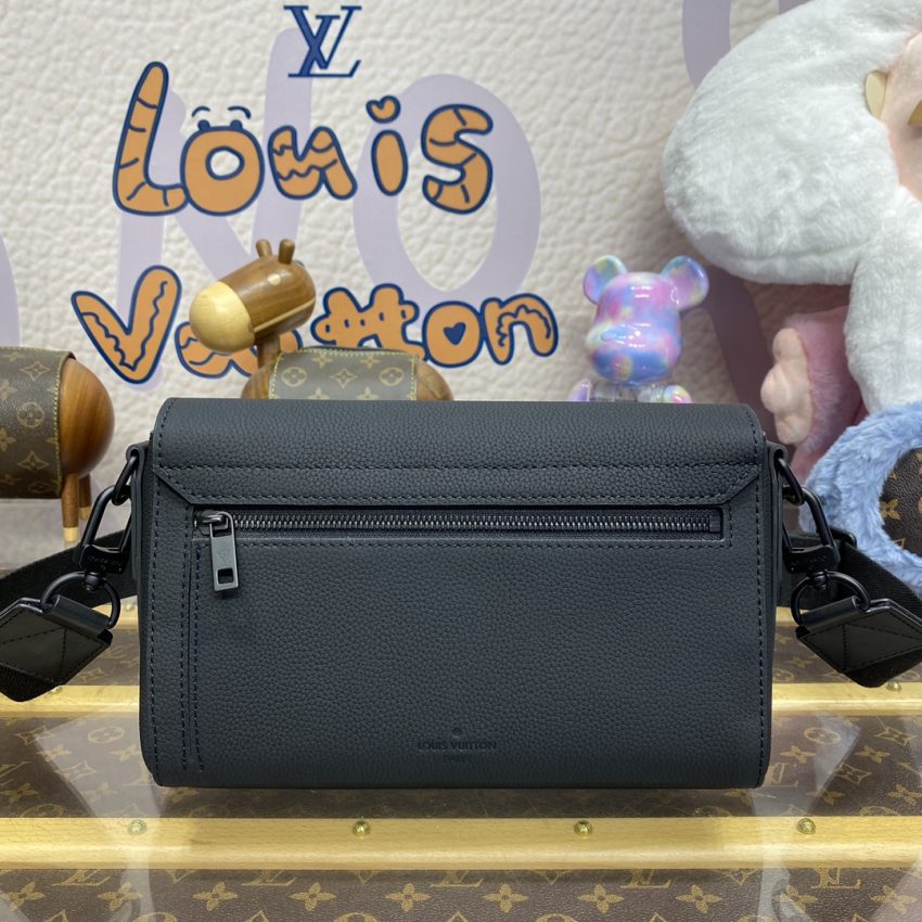 Replica Louis Vuitton Takeoff Messenger Black 5 Replica Louis Vuitton Takeoff Messenger Black - best quality luxury bag dupe