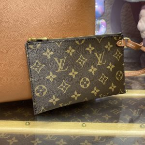 Replica Louis Vuitton Low Key Hobo Brown 14 Replica Louis Vuitton Low Key Hobo Brown - near-authentic luxury replica handbag