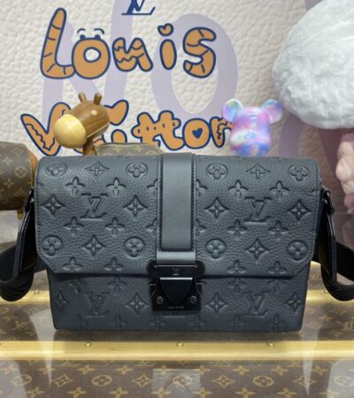 Replica Louis Vuitton S-Cape Messenger Full Black - Best Fake Designer Bags