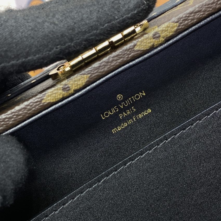 Replica Louis Vuitton Petite Valise Monogram - realistic designer-inspired fake bag
