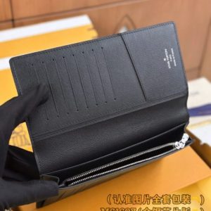 Replica Louis Vuitton Brazza Wallet Black - realistic designer-inspired fake bag