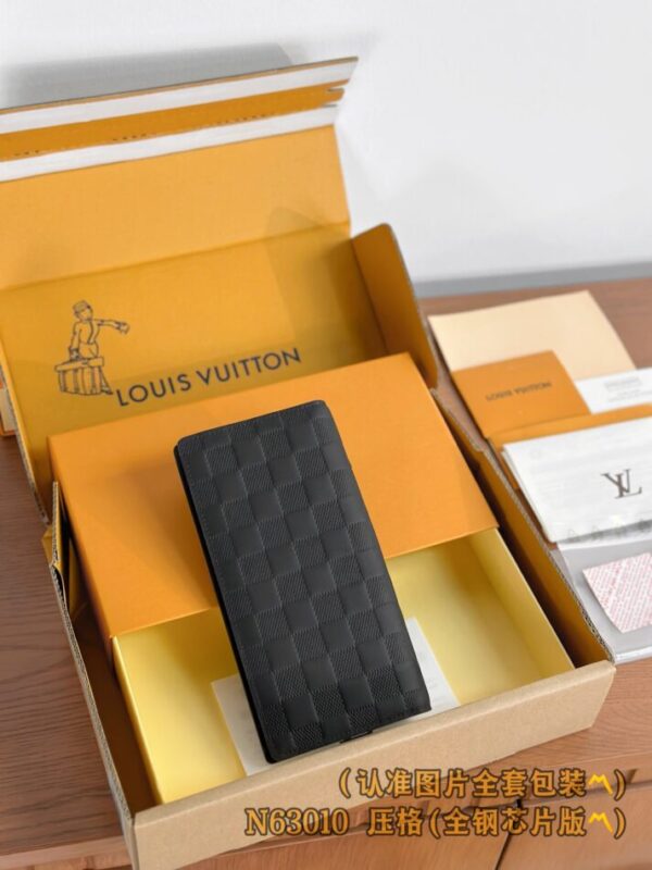 Replica Louis Vuitton Brazza Wallet Black Grid - high-end fake designer purse