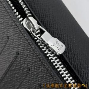 Replica Louis Vuitton Brazza Wallet Black Grid - authentic-look luxury purse replica