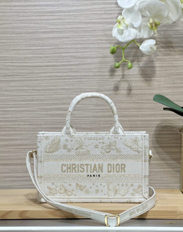 Replica Dior Tote Book Mini Kingdee - Best Fake Designer Bags