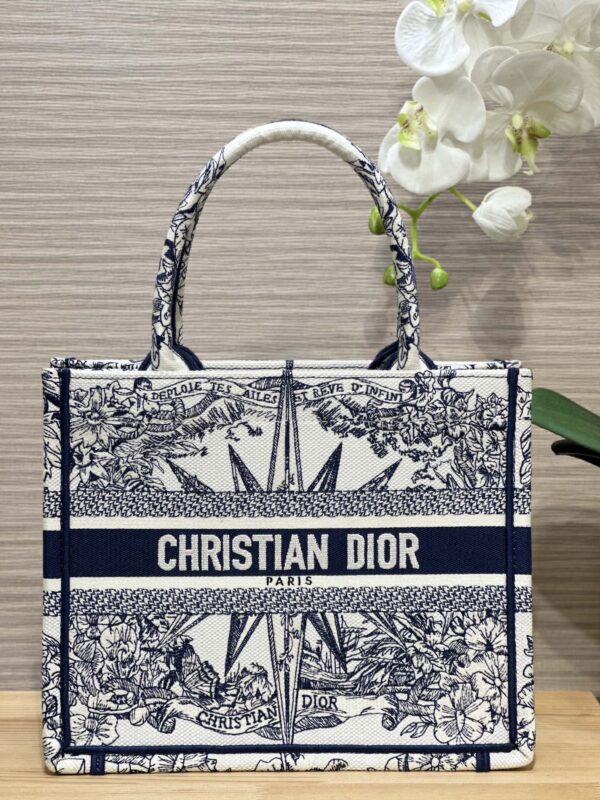 Replica Dior Tote Book Infinite Dream - Best Fake Designer Bags