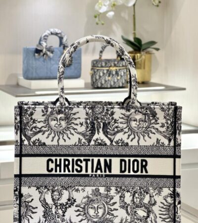 Replica Dior Tote Book Black&White Sun - Best Fake Designer Bags