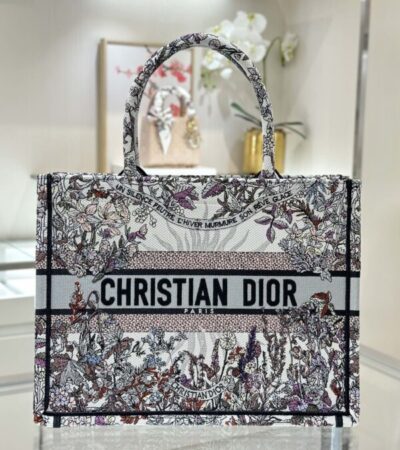 Replica Dior Tote Book Sun flower winter - Best Fake Designer Bags