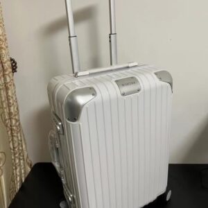 Replica Rimowa Hybrid Suitcase - Best Fake Designer Bags