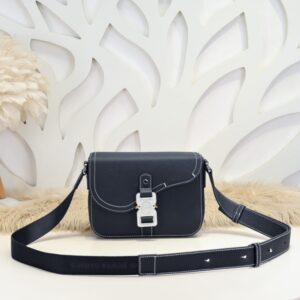 Replica Dior Saddle Messenger Bag Black - Best Fake Designer Bags