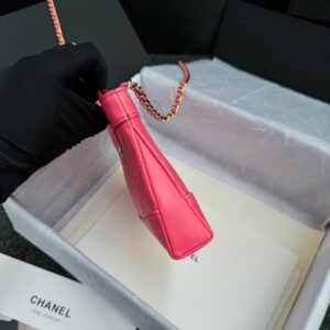 Replica CHANEL 24s Mini Horizontal Rose Red - realistic designer-inspired fake bag