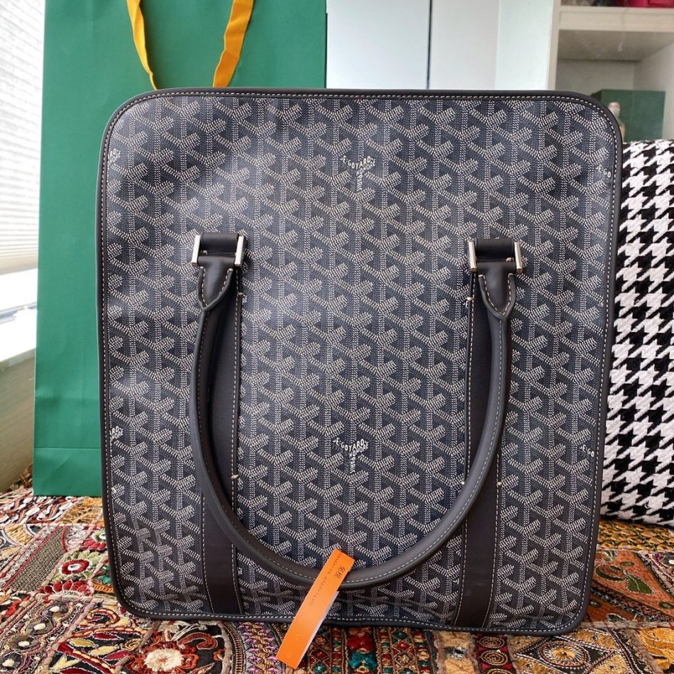 Fake Goyard Bourgogne Bag — Refined Shoulder Bag in Goyardine Canvas